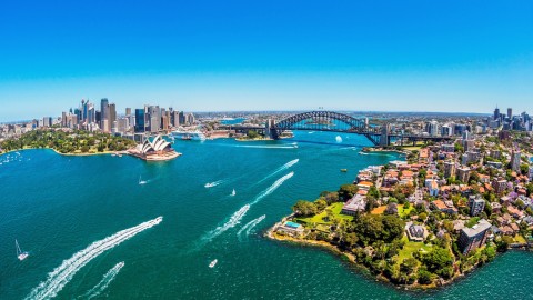 Kirribilli-and-Sydney-Harbour_Image-Destination-NSW